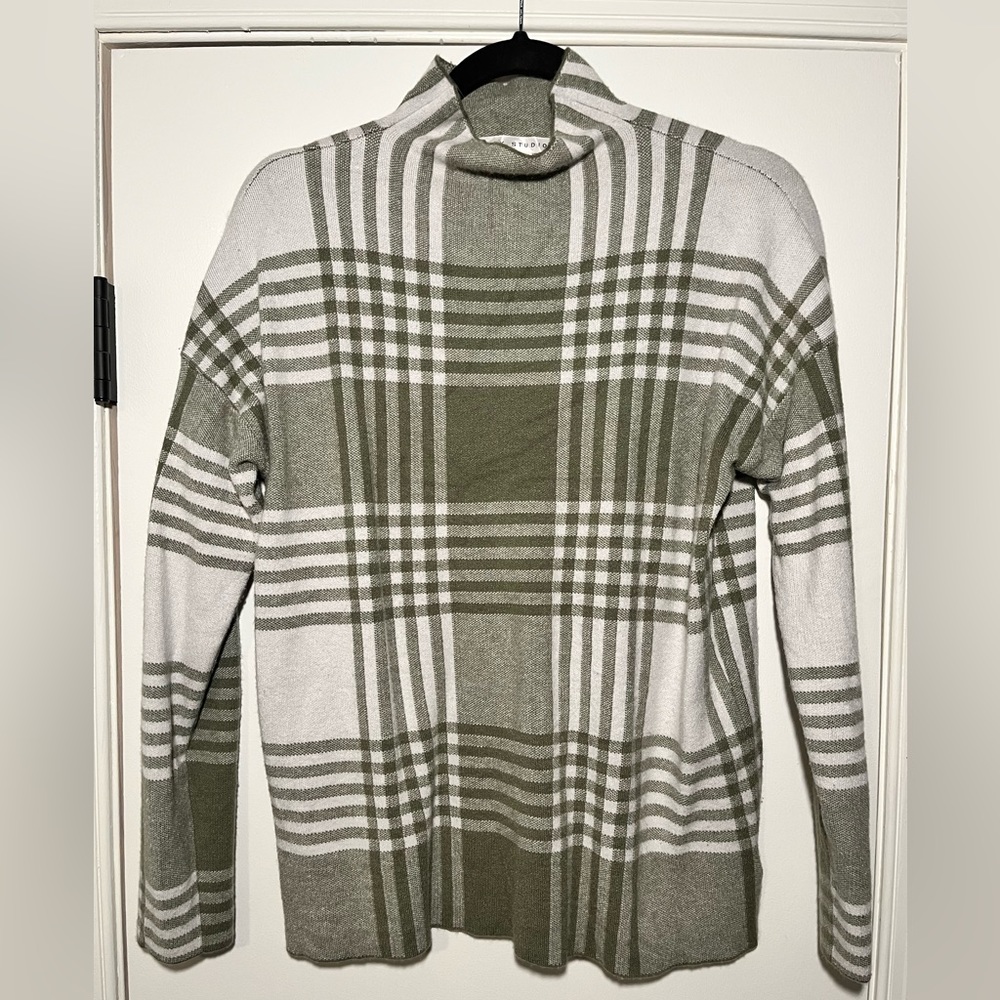 Max Studio green plaid sweater